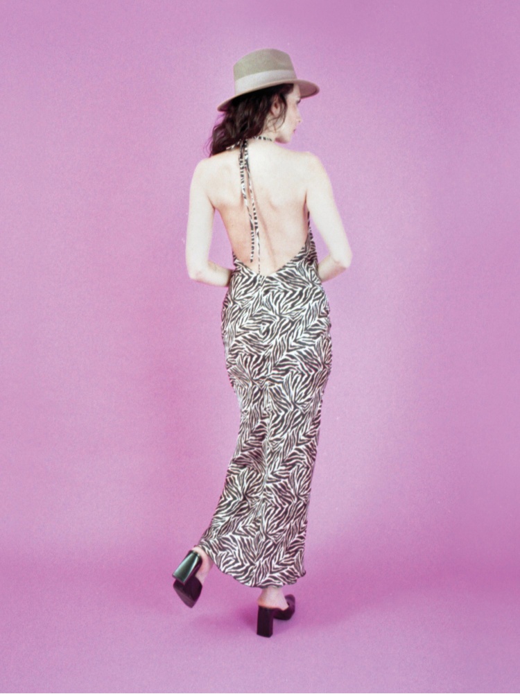 Women's satin dress in animalier pattern, zebra print midi dress, sleeveless, with laces, back out and slit. Black and white colour. 100% viscose, zebra design. made in Italy. For sale online! 2